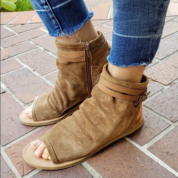 Vince Thalia Open Toe Slouch Sandal